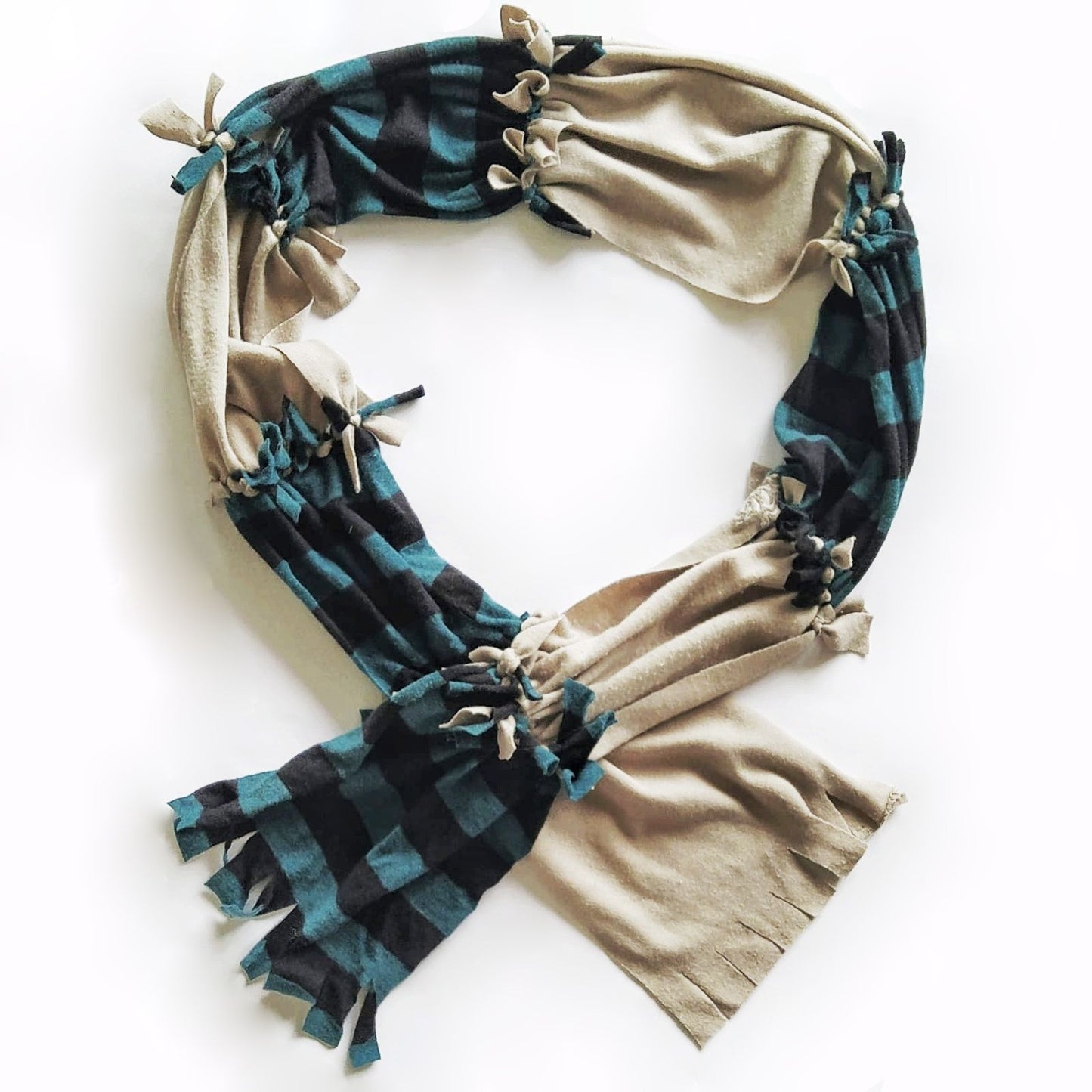 DIY No Sew Scarf